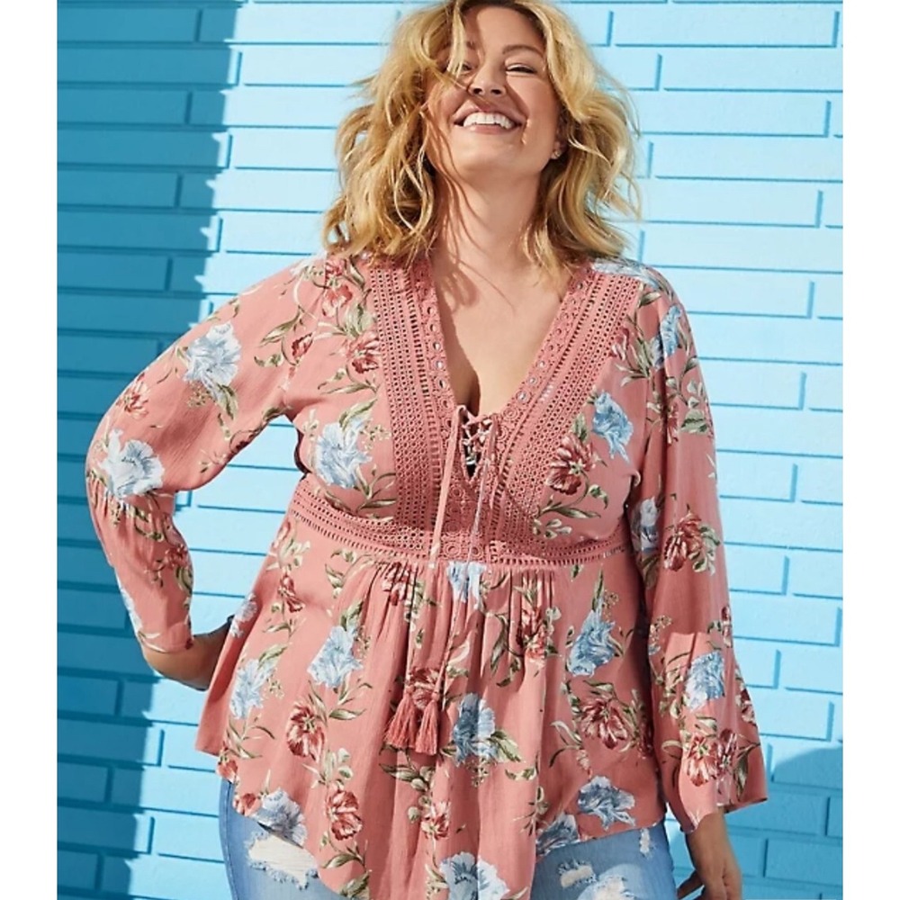 Torrid Floral Lace Trim Babydoll Top Womens Size 4 Pink Boho Blouse